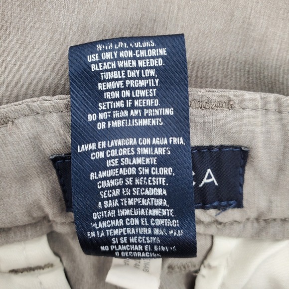 Nautica Kids Boys Size 6 Gray Flat Front Chino Shorts Adjustable Waist Stretch - Picture 9 of 10